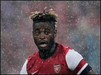 ����� ����